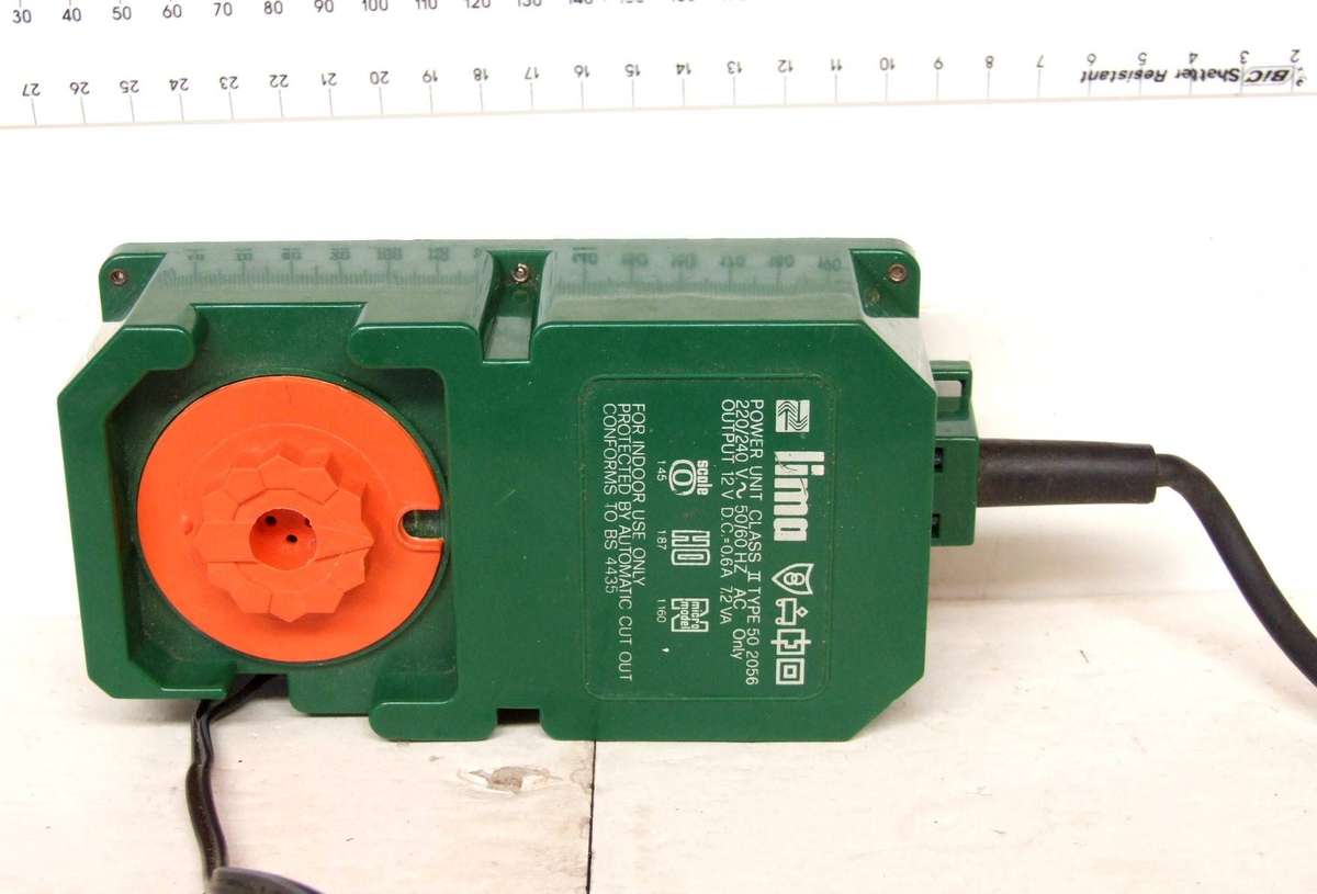 LIMA POWER SUPPLY: 220V/12.5V DC Power Supply/Controller in good un-boxed condition(Italy)
