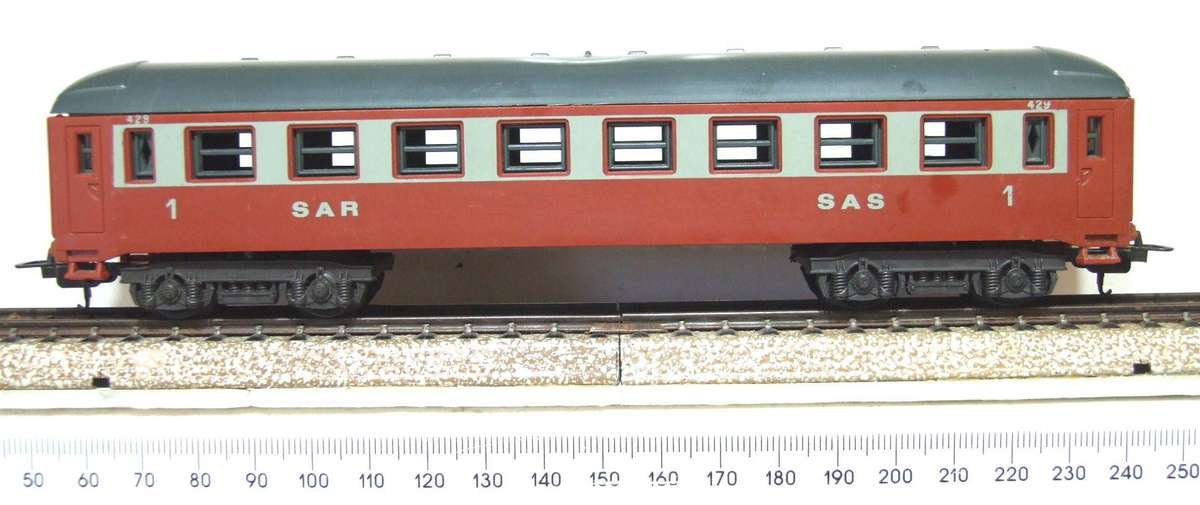 LIMA HO:  Vintage SAR Junior Orange Express Passenger Coach in Good Un-Boxed condition (Italy)