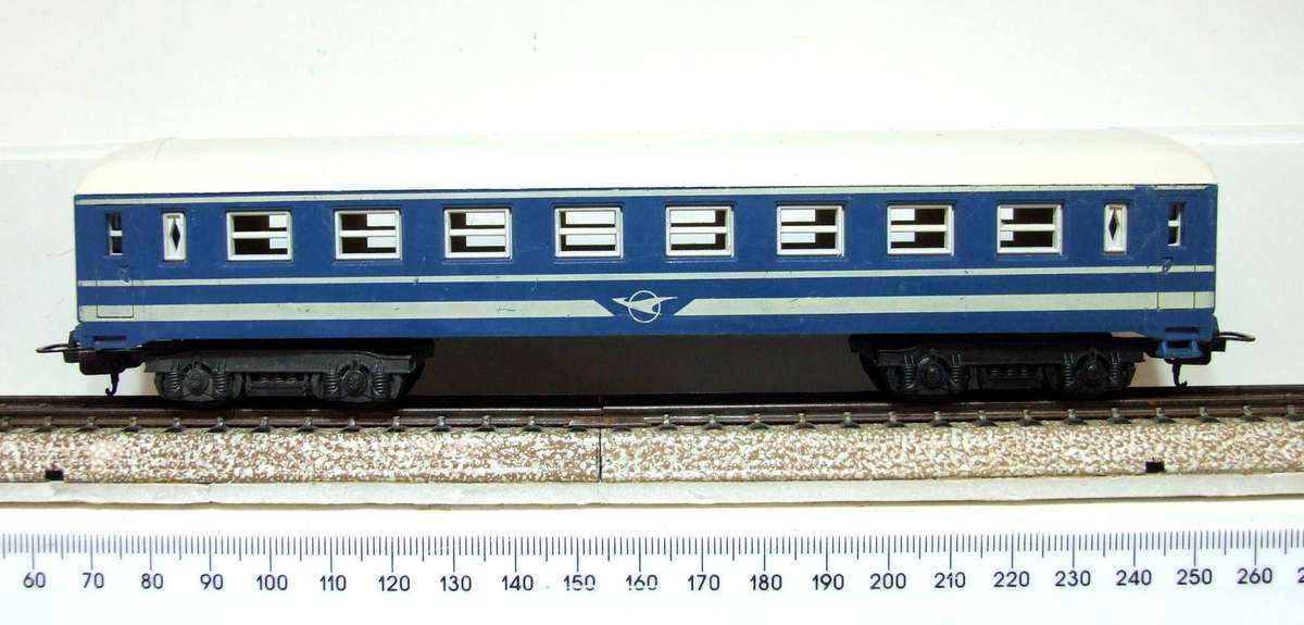 LIMA HO:  Vintage SAR Junior Blue Train Passenger Coach in Fair Un-Boxed condition (Italy)