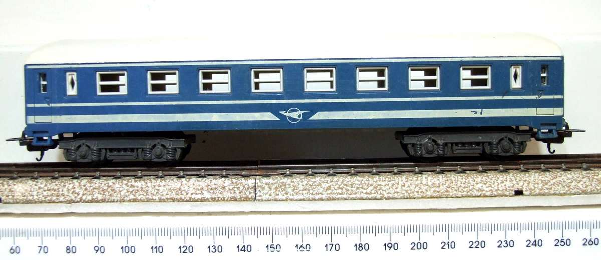 LIMA HO:  Vintage SAR Junior Blue Train Passenger Coach in Fair Un-Boxed condition (Italy)