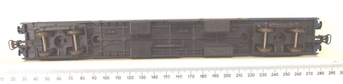 LIMA HO: Upmarket SAR Blue Train Composite Coach in Like New, Boxed condition(Italy)