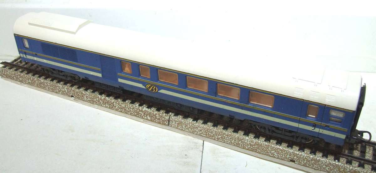 LIMA HO: SAR `Blue Train" 1st Class Composite Coach in Fair un-boxed condition(Italy)