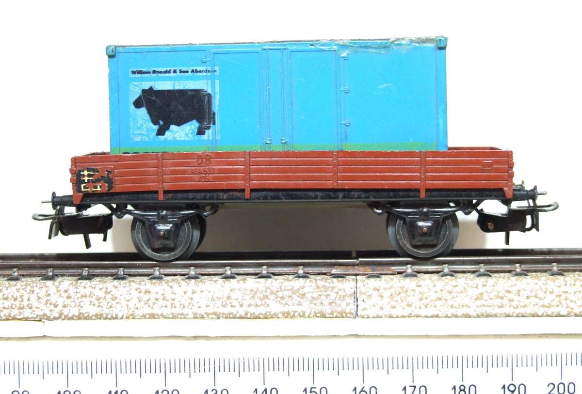 MARKLIN HO:  DB Wagon with Damaged Container Load in Fair Un-boxed, Used condition (W/GR)