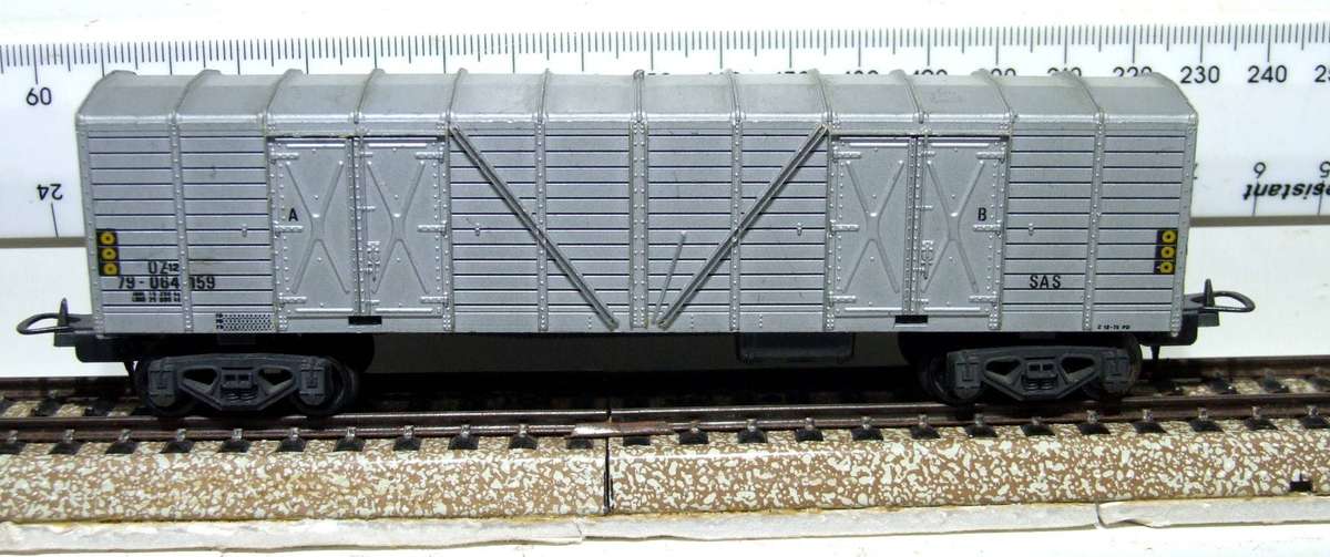 LIMA HO: Vintage Silver OZ Wagon in Good, Un-Boxed Condition (Italy)