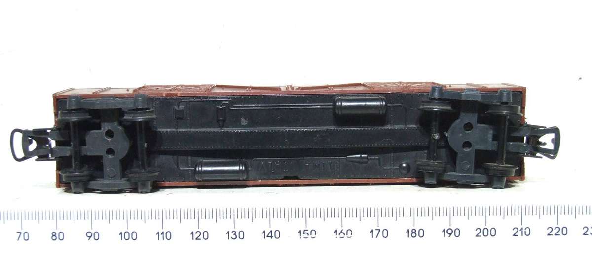 LIMA HO: Vintage Brown OZ Wagon in Good, Un-Boxed Condition (Italy)
