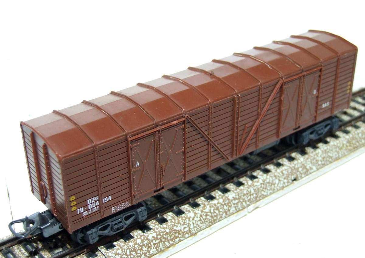 LIMA HO: Vintage Brown OZ Wagon in Good, Un-Boxed Condition (Italy)