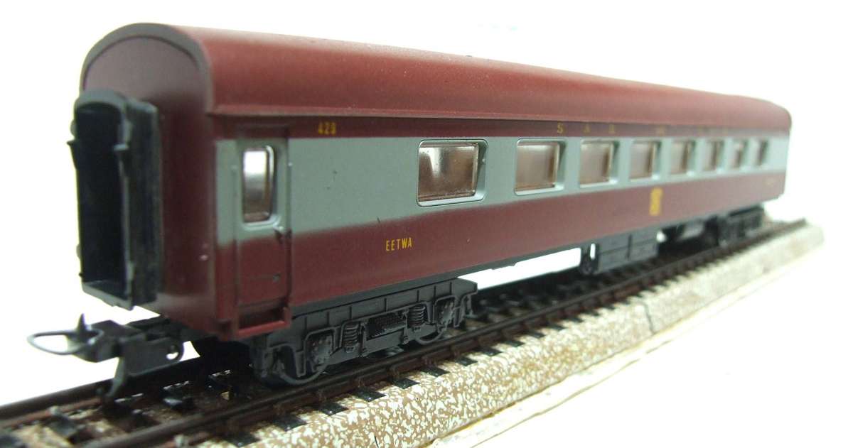LIMA HO: SAR "Trans Karoo" Dining Coach in Fair, Used and Un-boxed condition(Italy)