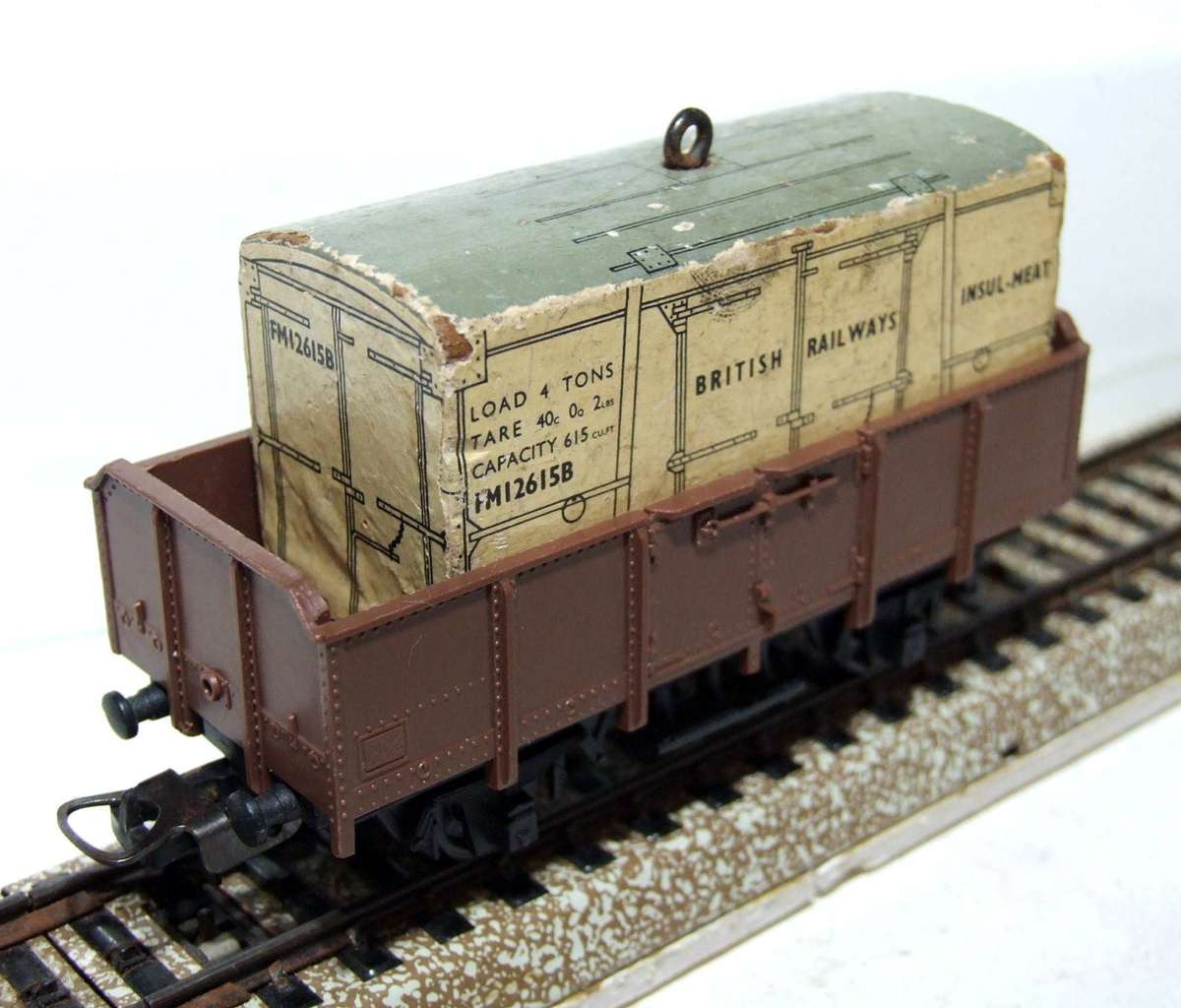 LIMA HO: Vintage  Open Freight Wagon with Load in Good, Un-Boxed Condition (Italy)