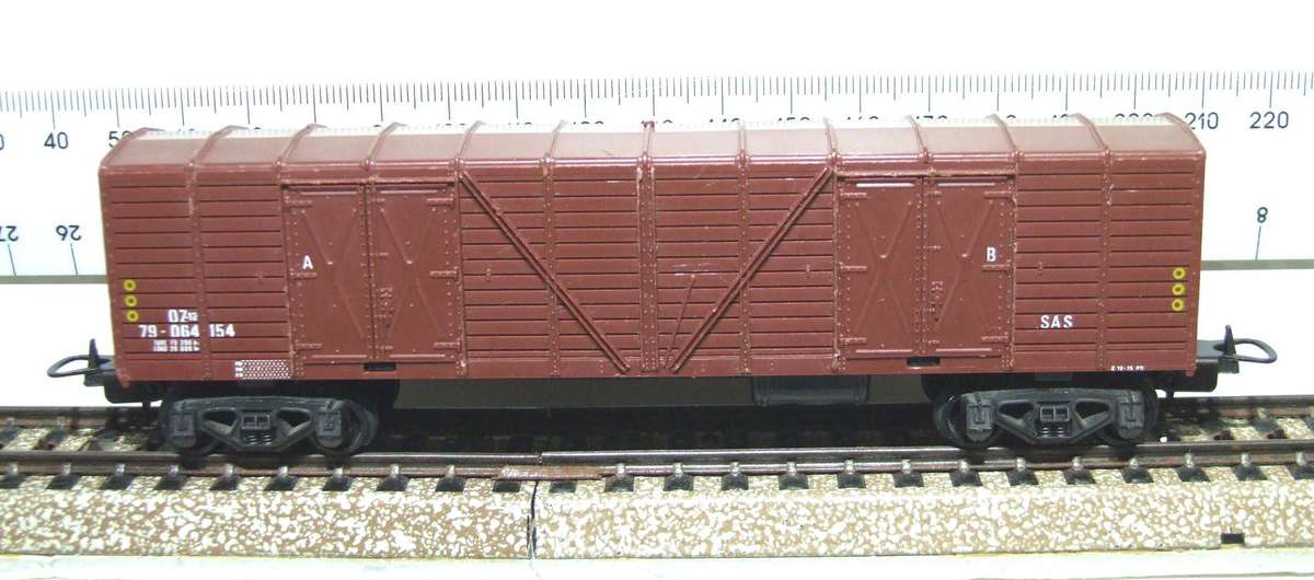 LIMA HO: Vintage Brown OZ Wagon in Good, Un-Boxed Condition (Italy)