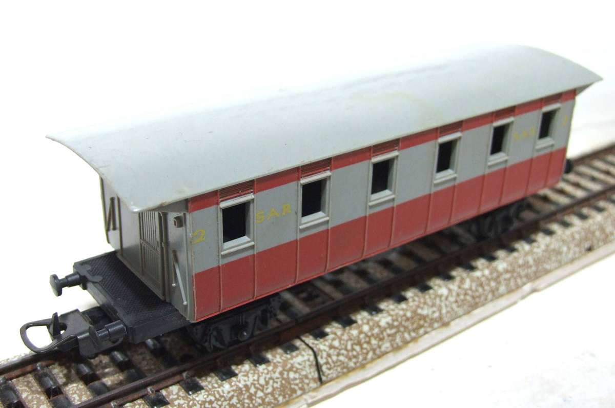 LIMA HO:  Vintage SAR Junior Passenger Coach without Emblem in Good Un-Boxed condition (Italy)