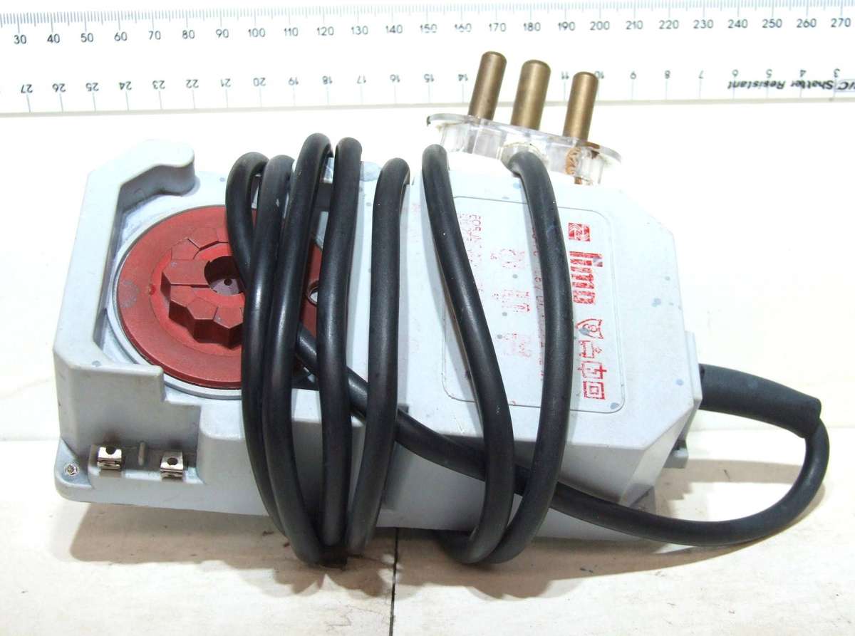 LIMA POWER SUPPLY: 220V/12.5V DC Power Supply/Controller in good un-boxed condition(Italy)