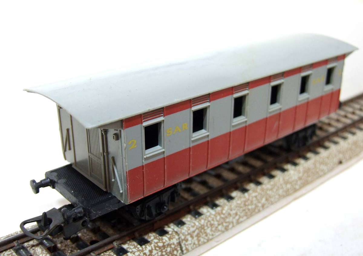 LIMA HO:  Vintage SAR Junior Passenger Coach without Emblem in Good Un-Boxed condition (Italy)