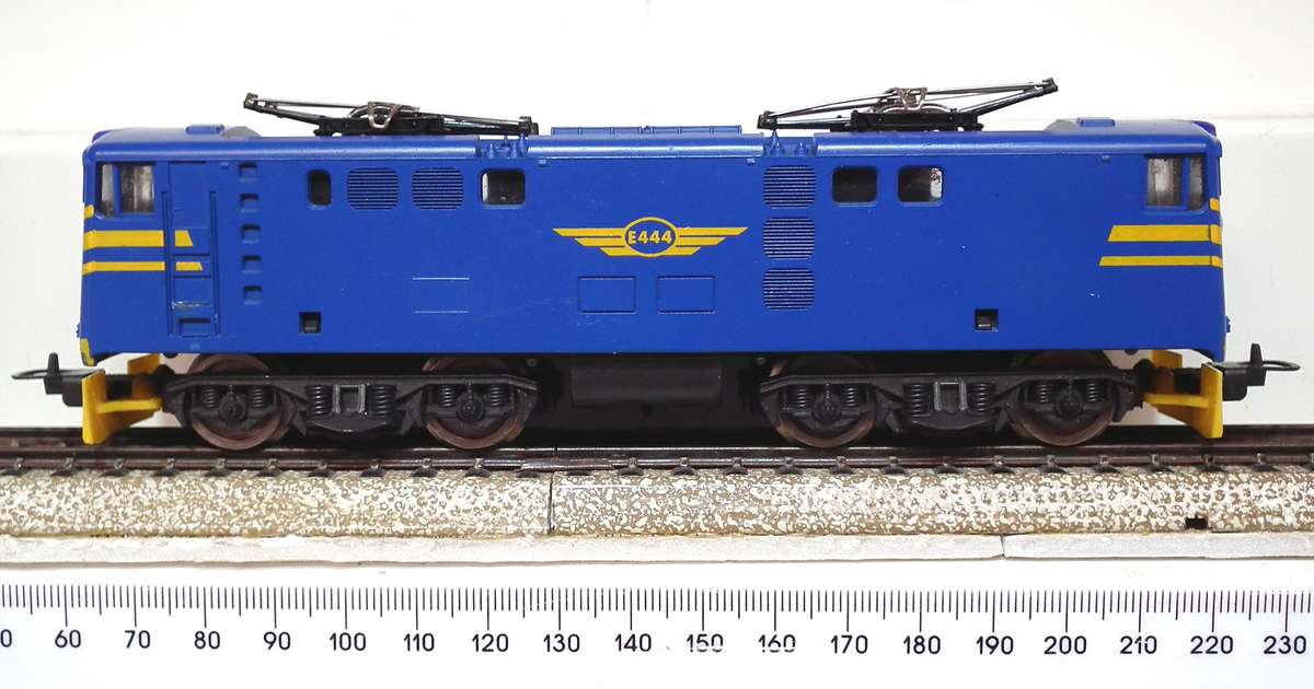 LIMA HO:  SAR `Blue Train` E5 Dummy Loco with Lights  in Good Un-Boxed Operational condition.(Italy)