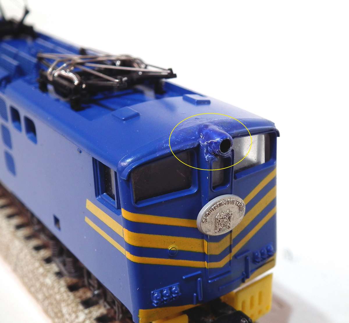 LIMA HO:  SAR `Blue Train` E5 Dummy Loco with Lights  in Good Un-Boxed Operational condition.(Italy)