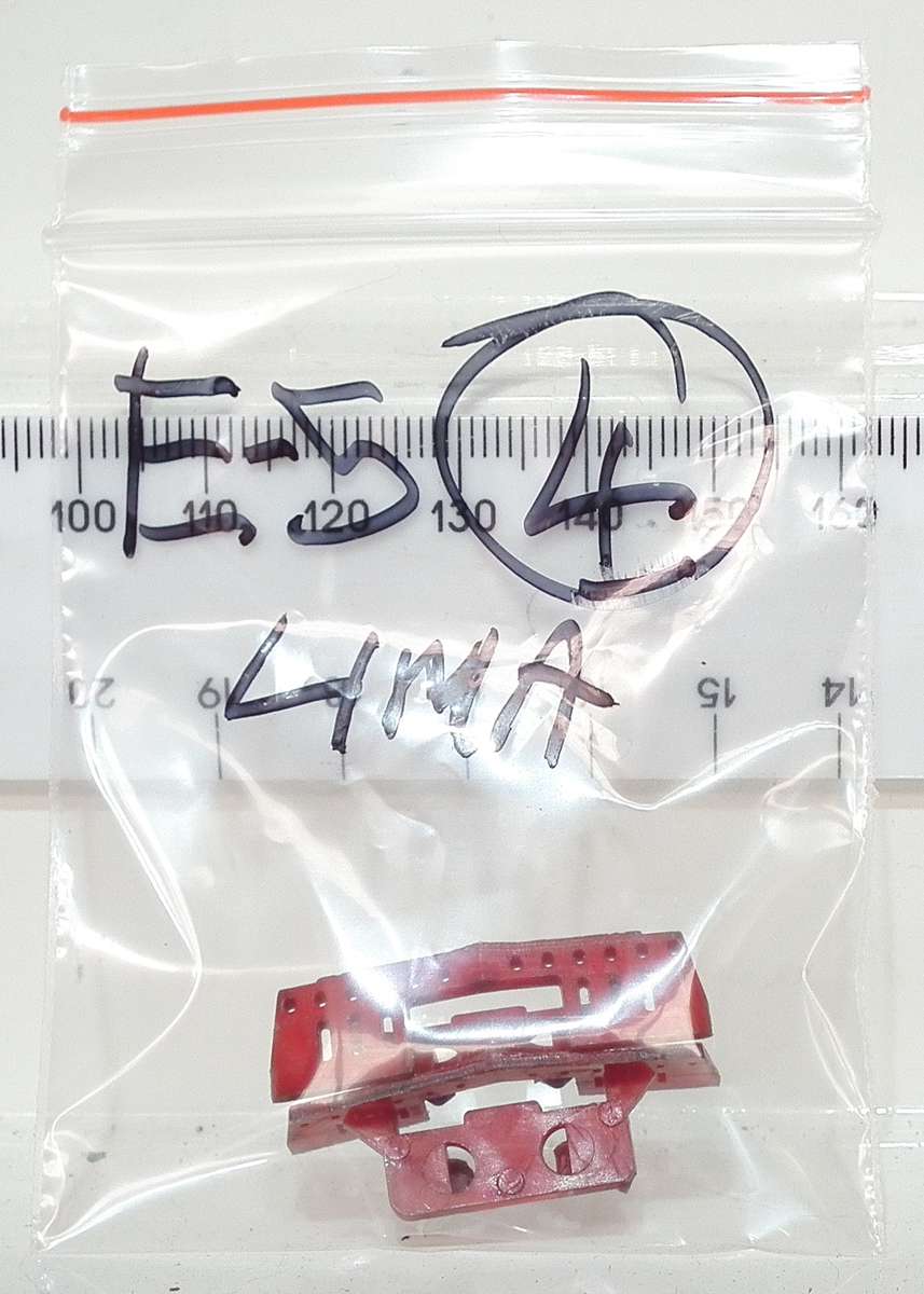 LIMA HO: SAR E5 `Trans Karoo` Locomotive cowcatchers in Good un-boxed condition for Parts.(Italy)