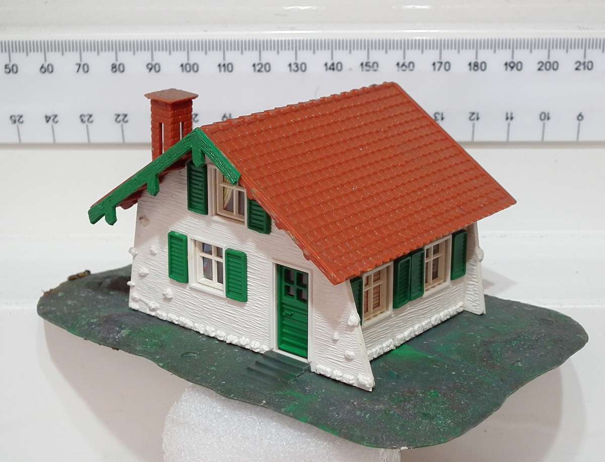 POLA HO:  German Plastic Bakery/House in Fair Used Condition.