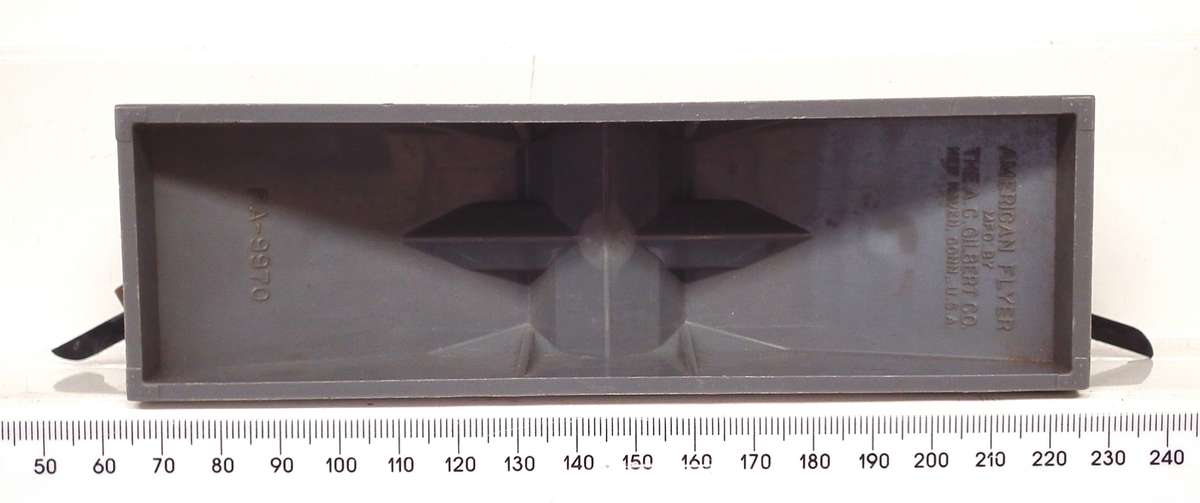 AMERICAN FLYER S:  Vintage 2 Bay LNE Coal Hopper in Very Good Un-Boxed condition(USA)