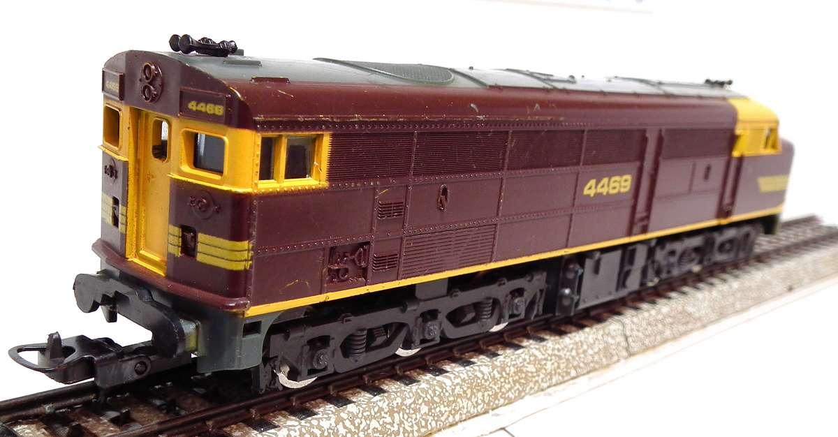 LIMA HO:  6 Axile ALCO DL 500 Diesel Loco in Fair Un-Boxed Operational condition.(Italy)