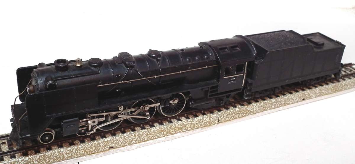 FLEISCHMANN HO: Very Heavy All Metal Vintage 4-6-2 Steam Loco in Good Running Condition.