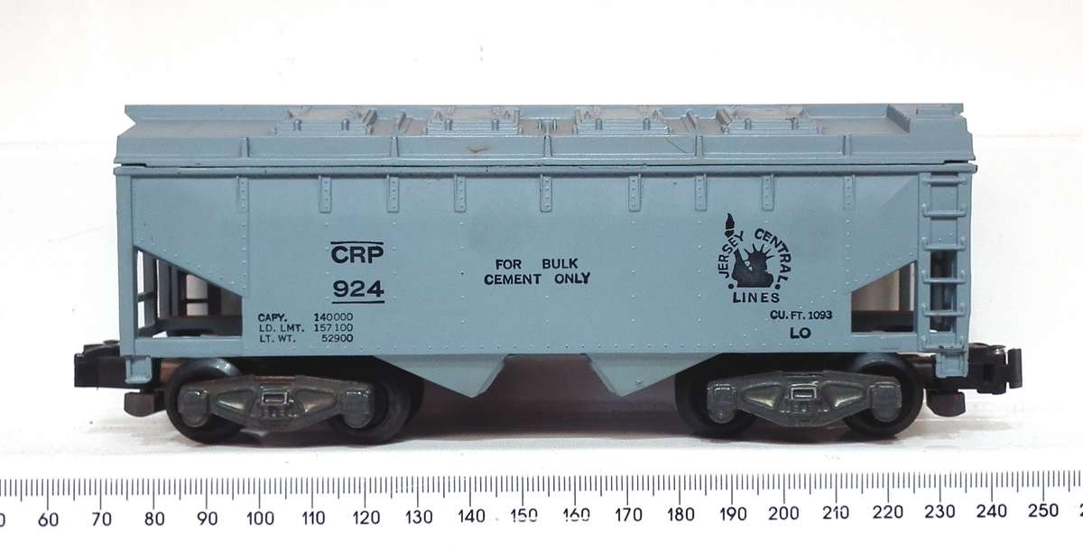 AMERICAN FLYER S:  Vintage 924 Cement Car in Excellent Boxed condition(USA)