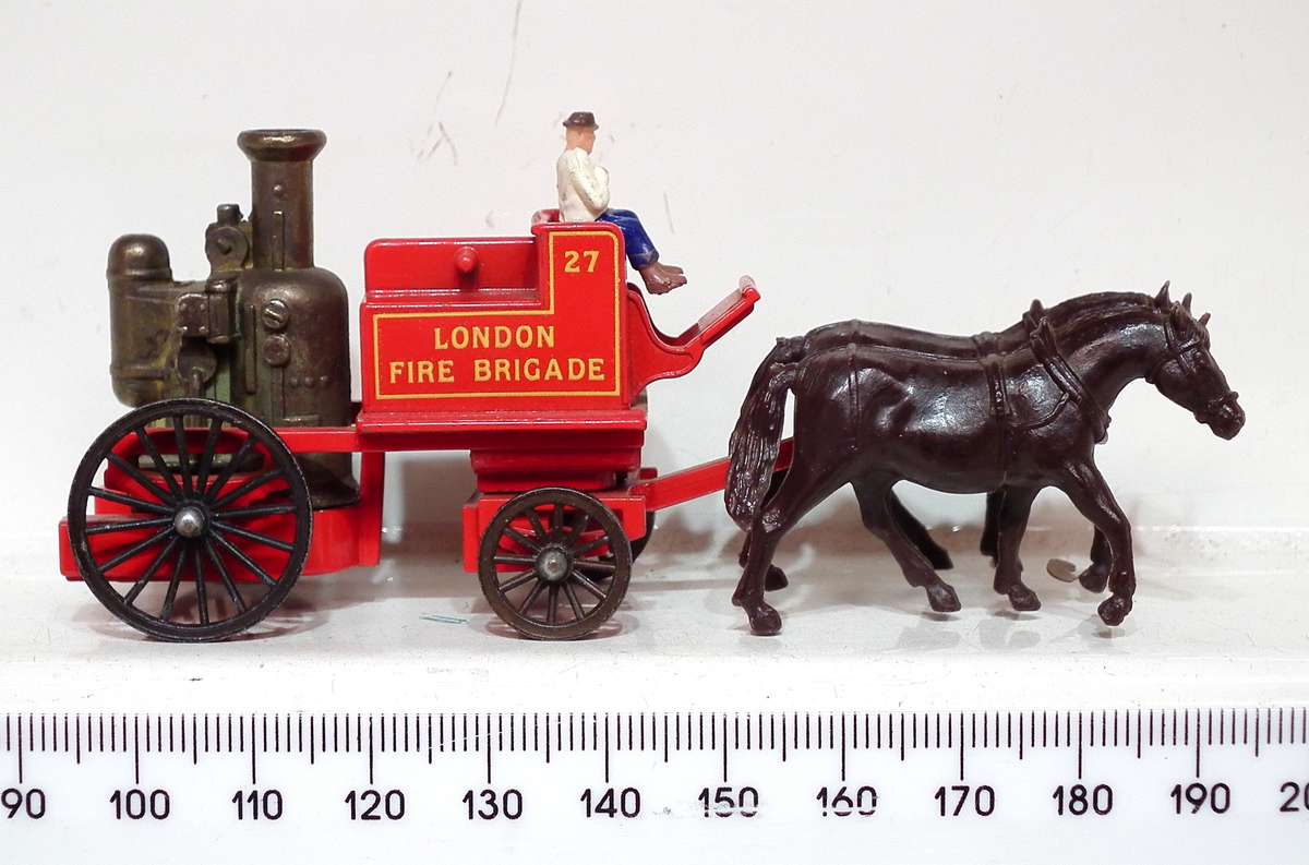 DAYS GONE:  All Metal London Fire Brigade  in Good Used Un-Boxed Condition.(England)