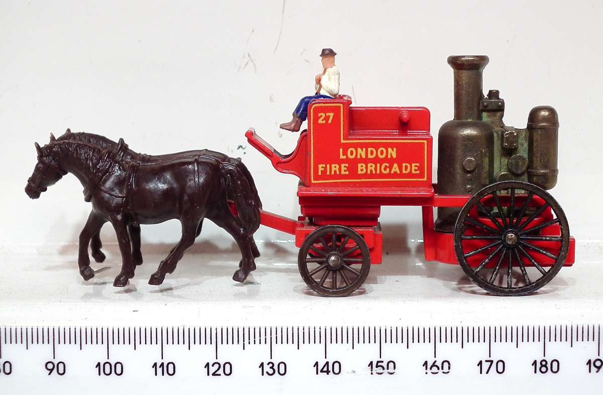 DAYS GONE:  All Metal London Fire Brigade  in Good Used Un-Boxed Condition.(England)