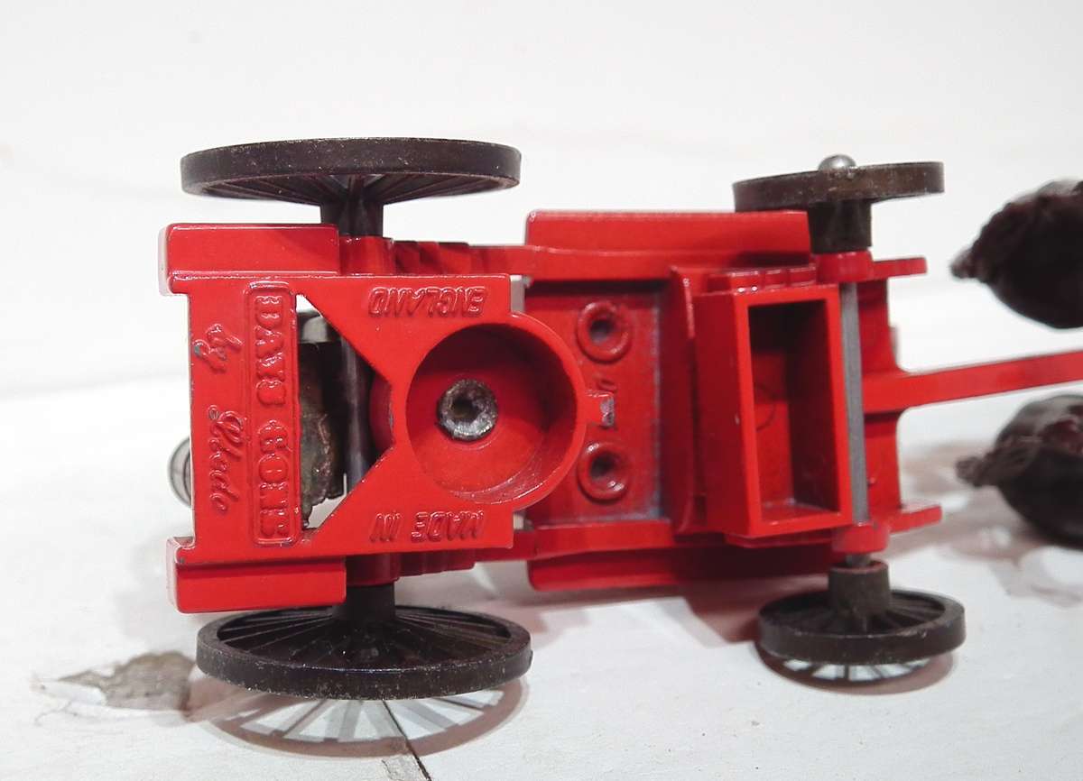 DAYS GONE:  All Metal London Fire Brigade  in Good Used Un-Boxed Condition.(England)