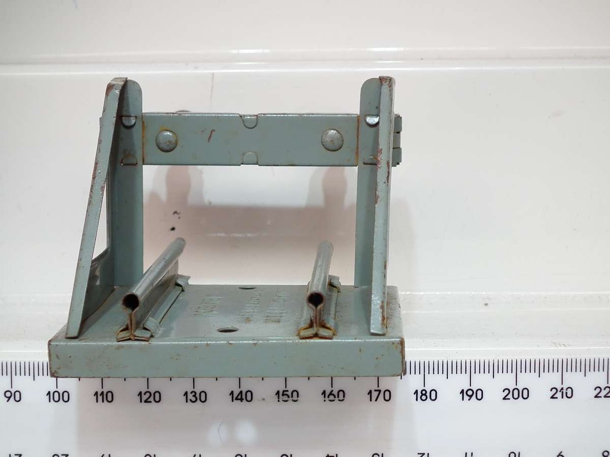 HORNBY O: Vintage English Tin Metal Buffer Stop in Fair Boxed condition(England)