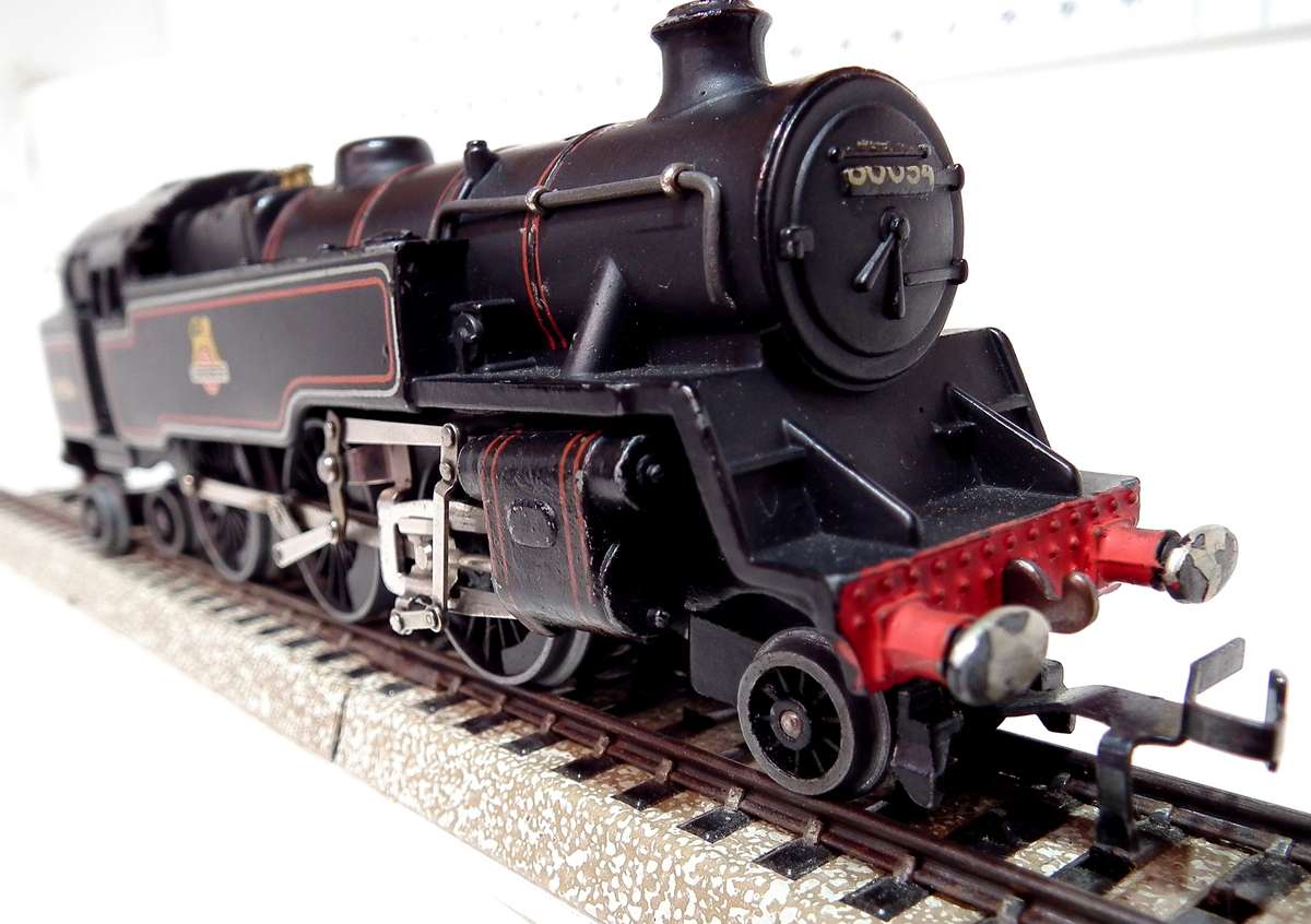 HORNBY DUBLO OO: Heavy Vintage 2-6-4 Tank Steam Locomotive in Very Good Running Condition.(England)