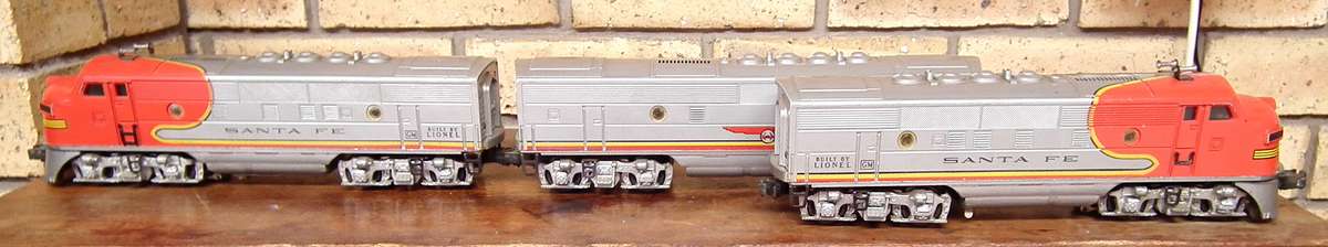Lionel O Vintage Santa Fe Super Chief Loco Set Good Used Un-Boxed Condition USA