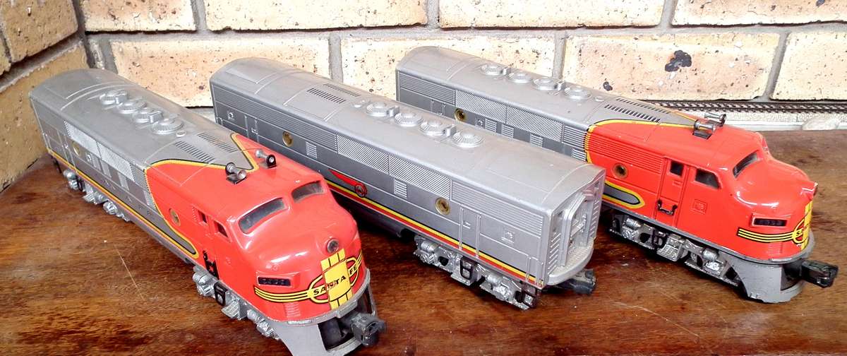Lionel O Vintage Santa Fe Super Chief Loco Set Good Used Un-Boxed Condition USA
