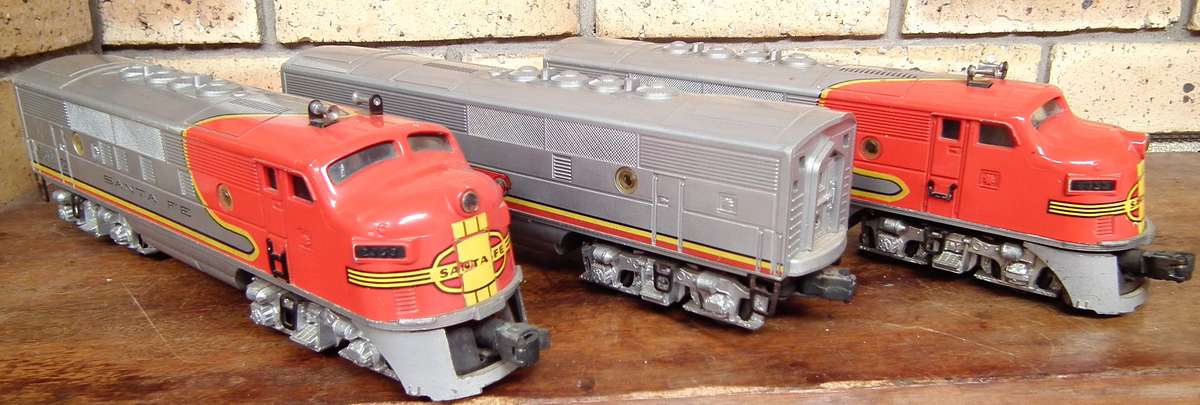 Lionel O Vintage Santa Fe Super Chief Loco Set Good Used Un-Boxed Condition USA