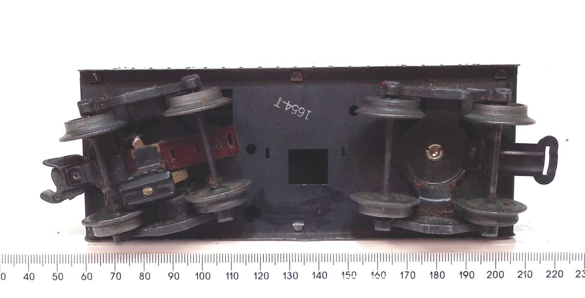 LIONEL O:  Vintage Steam Locos Tender in SCRAP Condition for Parts or Repair(USA)