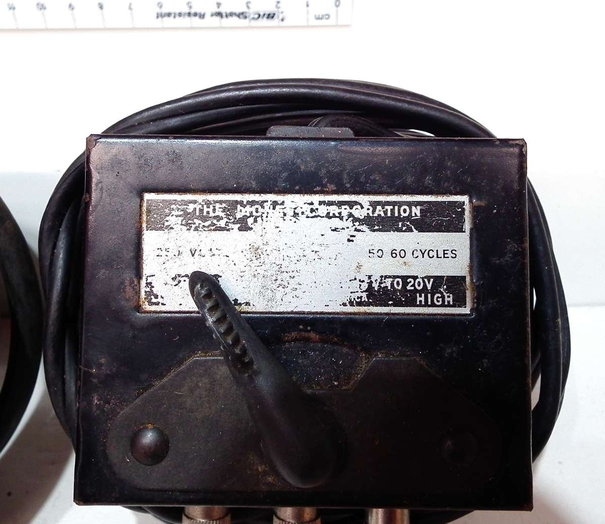 LIONEL O:  Vintage Track Accessories and Power Supplies in fair Used and Untested Condition(USA)