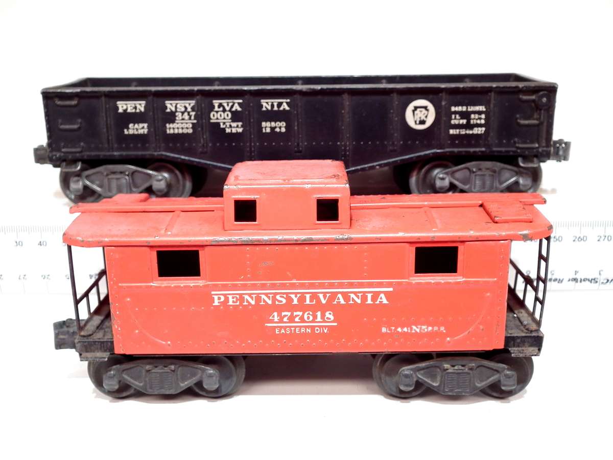 LIONEL O: Pots-War Pennsylvania Gondola+Caboose in Fair Used condition(USA)
