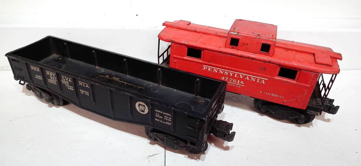 LIONEL O: Pots-War Pennsylvania Gondola+Caboose in Fair Used condition(USA)
