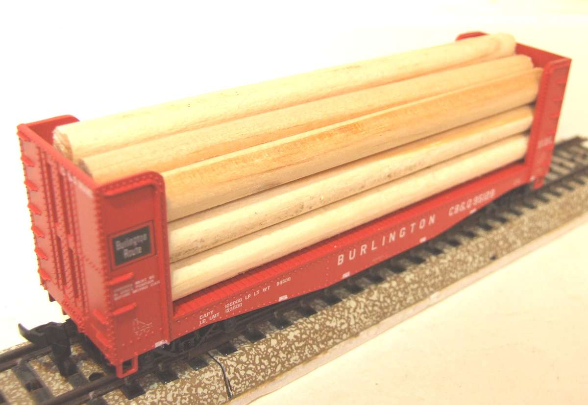 ATHEARN HO: CB&Q Pulpwood Car(1452) in New Old Stock Boxed condition.(USA)