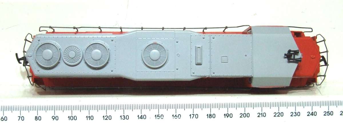 ATHEARN HO: BURLINGTON  3441ATH U30B GE 153 Diesel Loco in New Old Stock Boxed condition.(USA)