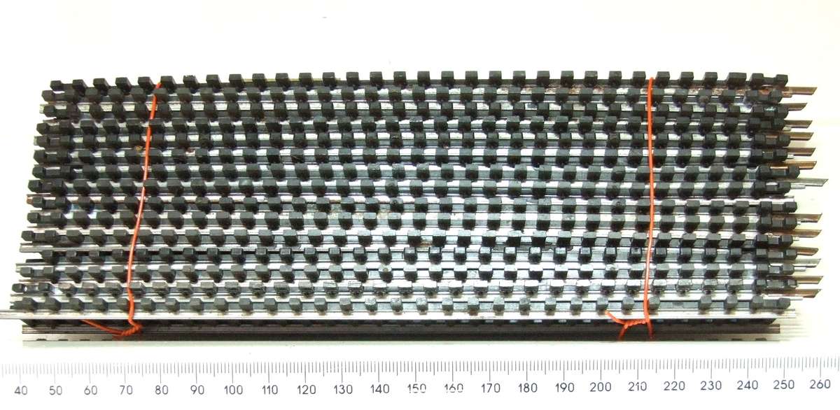 LIMA HO: 15pc Strait Metal Track (403020) in Fair Used un-boxed condition.(Italy))