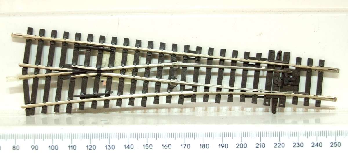 PECO STREAMLINE HO/OO: This Left-hand Nickel Silver Manual Point is in Good Used Condition.(England)