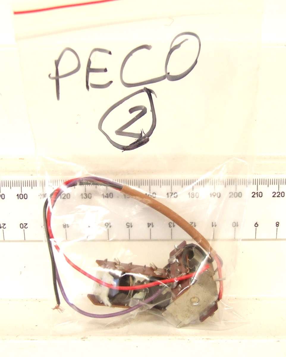 PECO HO/OO: These wired point motors are in good used condition. (England)