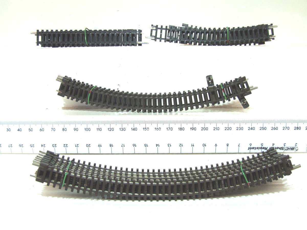 PECO N: This Nickel Silver Mixed Track Lot is in Good Used Condition.(England)
