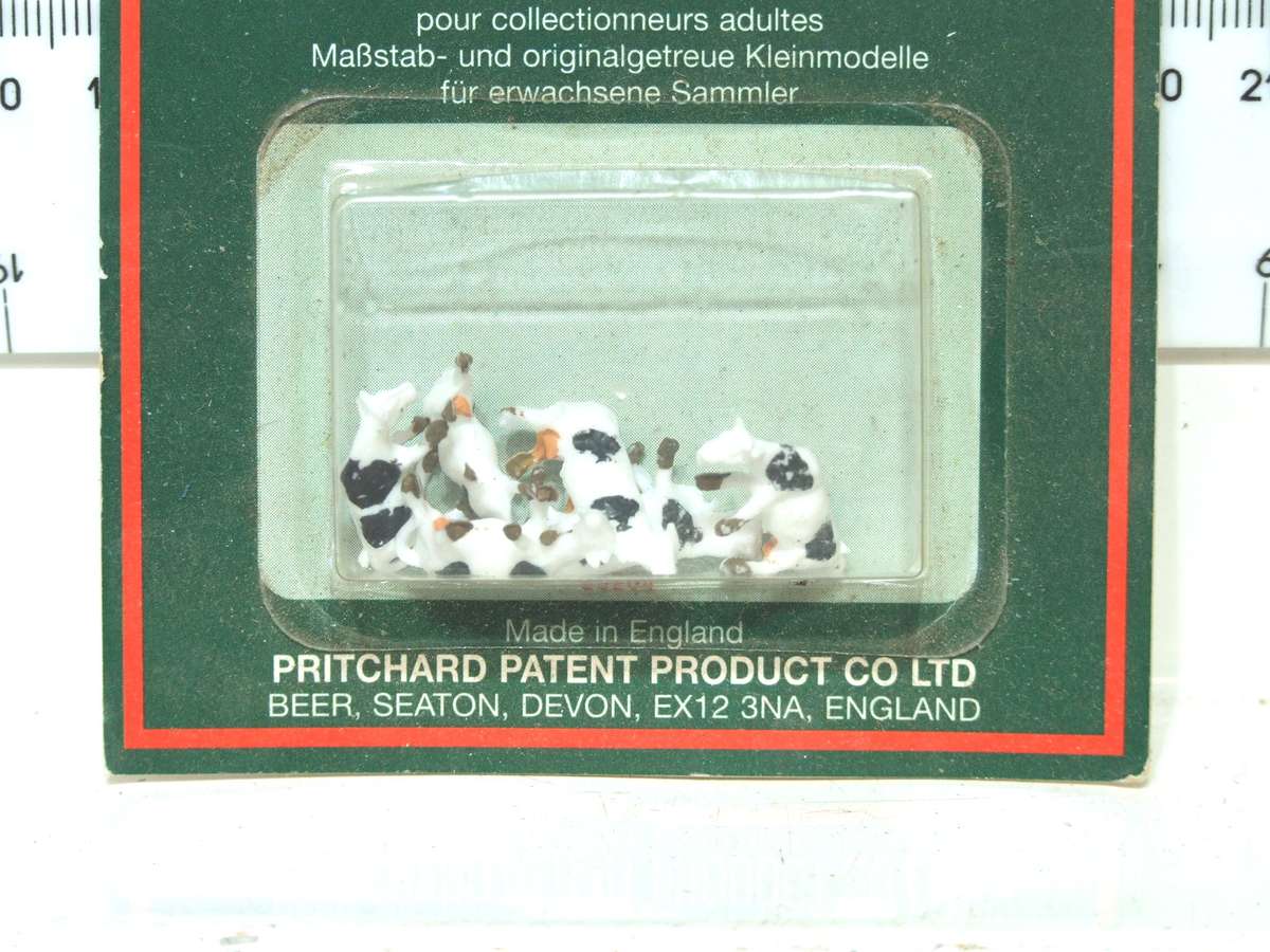 SCENERY N: This Packet of Six Cows is Available for Purchase in New Condition.(England)