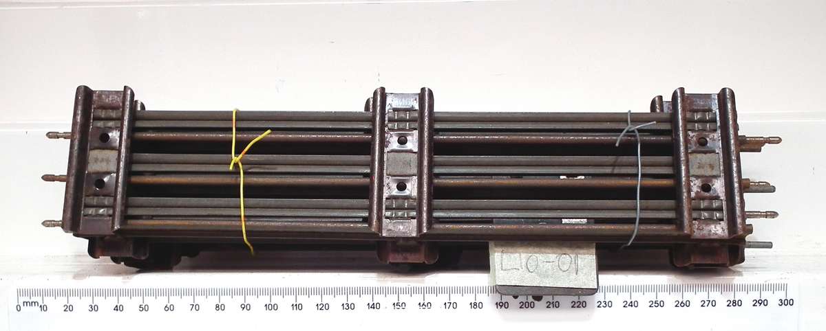 LIONEL O:  6x Vintage 3 Rail Strait Metal Track in Fair Used, Condition(USA)