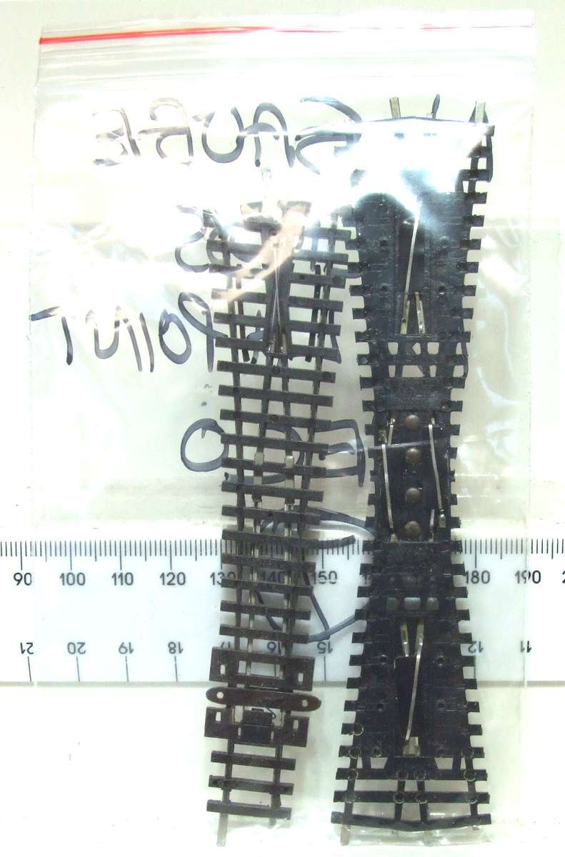 PECO N: These Nickel Silver Point LH + Crossover are up for Auction in GOOD Used Condition.(England)