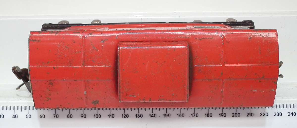 LIONEL O: Pre-War Caboose in Fair Used, Boxed condition(USA)