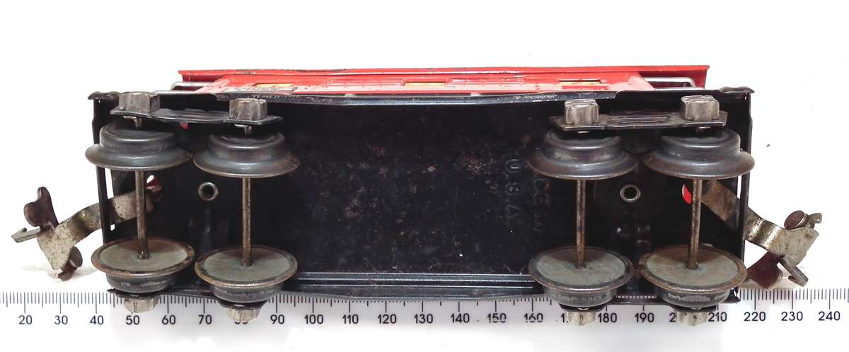 LIONEL O: Pre-War Caboose in Fair Used, Boxed condition(USA)