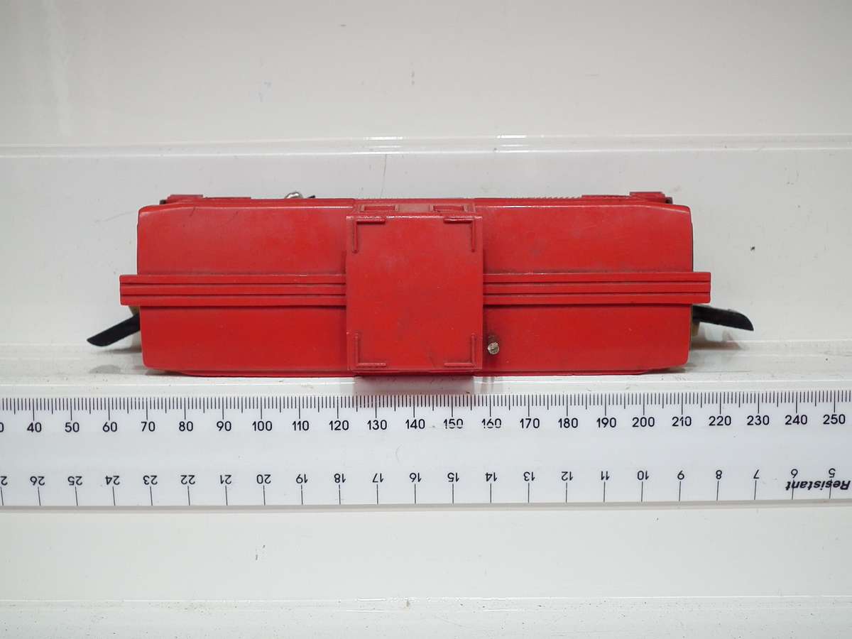 AMERICAN FLYER S:  Vintage Caboose in Good Un- Boxed condition(USA)