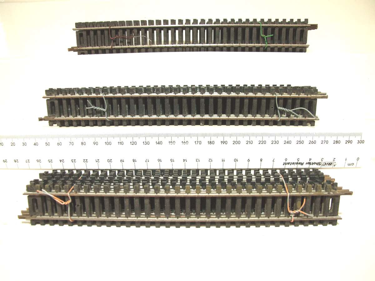 LIMA HO: 24pc Strait Steel Track (403020) in Fair Used un-boxed condition.(Italy))