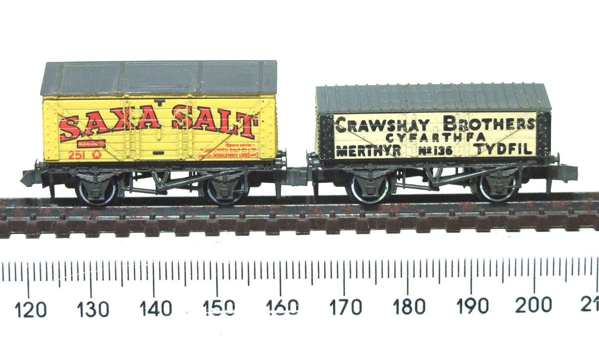 PECO N:  Vintage English Freight Cars in Good Un-Boxed condition (Brittan)